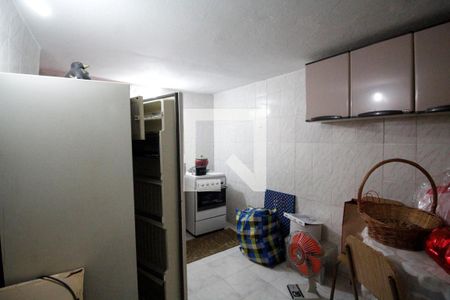 Casa à venda com 193m², 5 quartos e 2 vagas Casa à venda com 193m², 5 quartos e 2 vagasCasa 1 - Cozinha