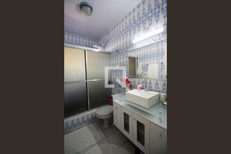 Casa à venda com 193m², 5 quartos e 2 vagas Casa à venda com 193m², 5 quartos e 2 vagasCasa 2 - Banheiro