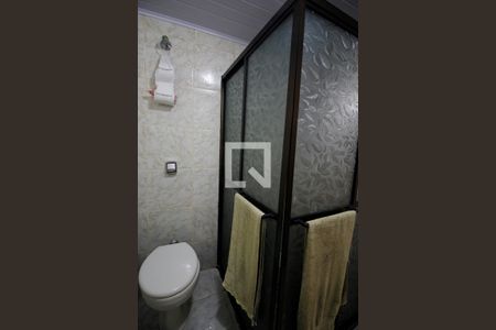 Casa à venda com 193m², 5 quartos e 2 vagas Casa à venda com 193m², 5 quartos e 2 vagasCasa 3 - Banheiro