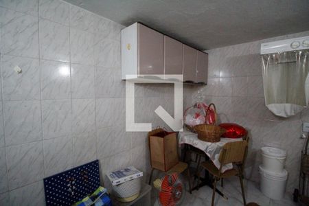 Casa à venda com 193m², 5 quartos e 2 vagas Casa à venda com 193m², 5 quartos e 2 vagasCasa 1 - Cozinha