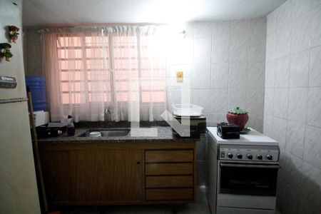 Casa à venda com 193m², 5 quartos e 2 vagas Casa à venda com 193m², 5 quartos e 2 vagasCasa 1 - Cozinha