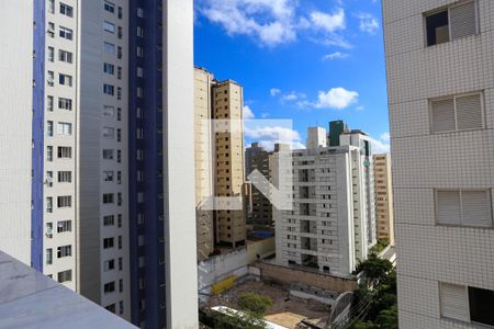 Apartamento para alugar com 140m², 2 quartos e 3 vagas Apartamento para alugar com 140m², 2 quartos e 3 vagasVista