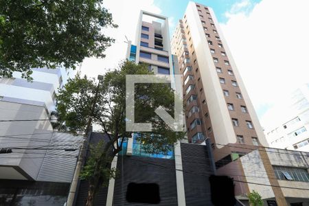 Apartamento para alugar com 140m², 2 quartos e 3 vagas Apartamento para alugar com 140m², 2 quartos e 3 vagasFachada