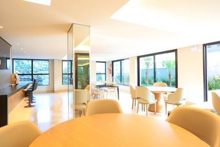 Apartamento para alugar com 140m², 2 quartos e 3 vagas Apartamento para alugar com 140m², 2 quartos e 3 vagasÁrea comum - Salão de festas