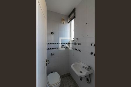 Apartamento à venda com 95m², 3 quartos e 2 vagasBanheiro de Serviço