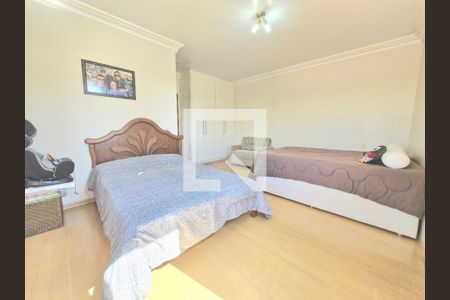 Casa à venda com 1320m², 5 quartos e 4 vagas Casa à venda com 1320m², 5 quartos e 4 vagasSuíte 3