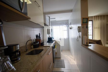 Apartamento à venda com 66m², 2 quartos e 1 vaga Apartamento à venda com 66m², 2 quartos e 1 vagaCozinha e Área de Serviço