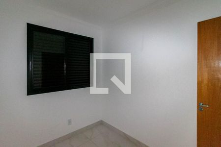 Casa à venda com 186m², 3 quartos e 4 vagas Casa à venda com 186m², 3 quartos e 4 vagasQuarto 2