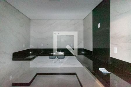 Casa à venda com 186m², 3 quartos e 4 vagas Casa à venda com 186m², 3 quartos e 4 vagasCozinha