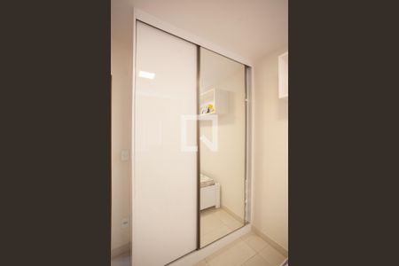 Casa à venda com 180m², 3 quartos e 4 vagas Casa à venda com 180m², 3 quartos e 4 vagasQuarto 1