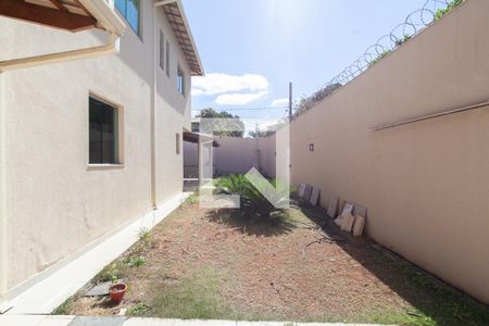 Casa à venda com 180m², 3 quartos e 4 vagas Casa à venda com 180m², 3 quartos e 4 vagasJardim