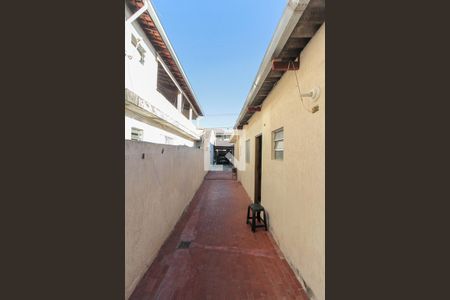 Casa à venda com 163m², 2 quartos e 1 vaga Casa à venda com 163m², 2 quartos e 1 vagaCorredor