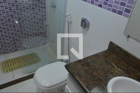 Banheiro da Suíte 1 de casa para alugar com 3 quartos, 180m² em Curicica, Rio de Janeiro