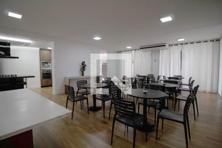 Apartamento à venda com 119m², 2 quartos e 1 vaga Apartamento à venda com 119m², 2 quartos e 1 vagaÁrea comum - Salão de festas
