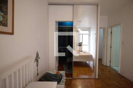 Apartamento à venda com 119m², 2 quartos e 1 vaga Apartamento à venda com 119m², 2 quartos e 1 vagaSuíte
