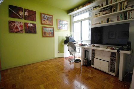 Apartamento à venda com 119m², 2 quartos e 1 vaga Apartamento à venda com 119m², 2 quartos e 1 vagaSala de TV