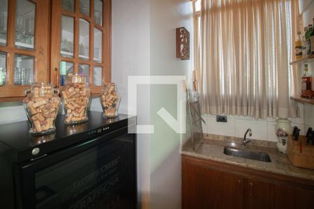 Apartamento à venda com 330m², 3 quartos e 2 vagas Apartamento à venda com 330m², 3 quartos e 2 vagasCozinha 2