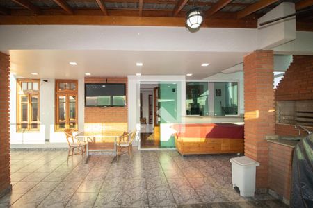 Apartamento à venda com 330m², 3 quartos e 2 vagas Apartamento à venda com 330m², 3 quartos e 2 vagasChurrasqueira