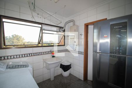 Apartamento à venda com 330m², 3 quartos e 2 vagas Apartamento à venda com 330m², 3 quartos e 2 vagasÁrea de Serviço