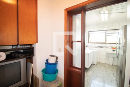 Apartamento à venda com 330m², 3 quartos e 2 vagas Apartamento à venda com 330m², 3 quartos e 2 vagasQuarto da Área de Serviço