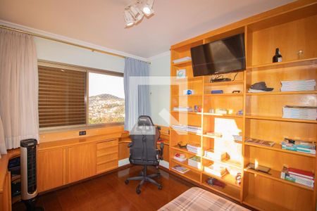 Apartamento à venda com 330m², 3 quartos e 2 vagas Apartamento à venda com 330m², 3 quartos e 2 vagasQuarto 2