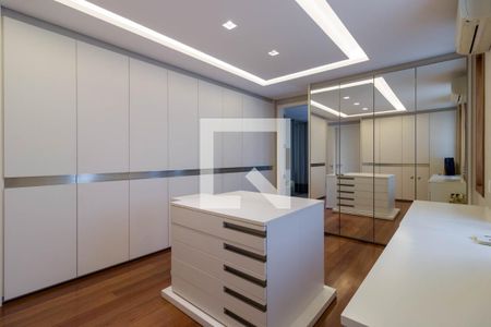 Casa de condomínio à venda com 1314m², 4 quartos e 10 vagasQuarto 03 Closet