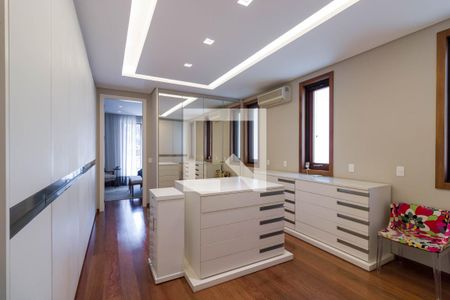 Casa de condomínio à venda com 1314m², 4 quartos e 10 vagasQuarto 03 Closet