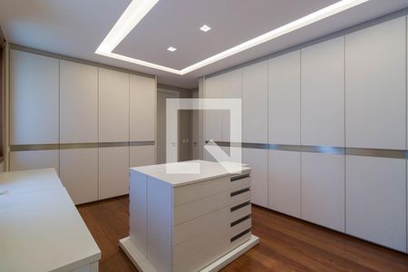 Casa de condomínio à venda com 1314m², 4 quartos e 10 vagasQuarto 03 Closet