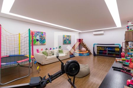 Casa de condomínio à venda com 1314m², 4 quartos e 10 vagasBrinquedoteca