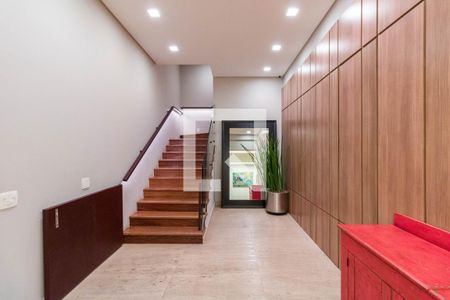 Casa de condomínio à venda com 1314m², 4 quartos e 10 vagasEscada