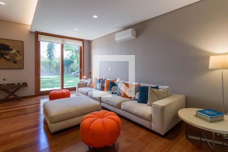 Casa de condomínio à venda com 1314m², 4 quartos e 10 vagasSala