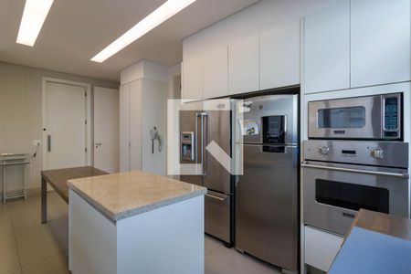 Casa de condomínio à venda com 1314m², 4 quartos e 10 vagasCozinha