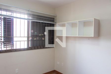 Apartamento à venda com 156m², 4 quartos e 2 vagas Apartamento à venda com 156m², 4 quartos e 2 vagasQUARTO 3