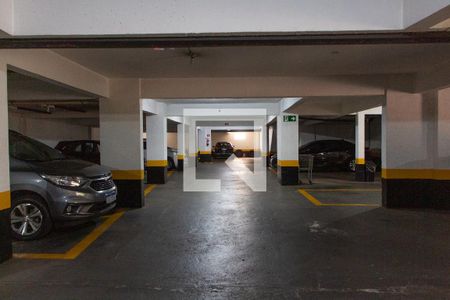 Apartamento à venda com 156m², 4 quartos e 2 vagas Apartamento à venda com 156m², 4 quartos e 2 vagasGARAGEM