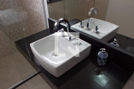 Apartamento à venda com 156m², 4 quartos e 2 vagas Apartamento à venda com 156m², 4 quartos e 2 vagasBANHEIRO SOCIAL