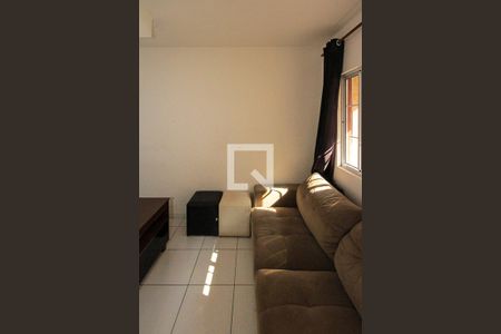 Sala de casa de condomínio à venda com 2 quartos, 64m² em Vila Santa Clara, São Paulo