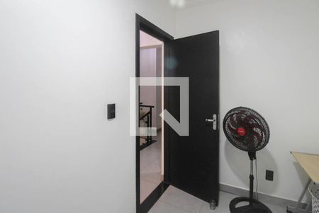 Casa à venda com 232m², 4 quartos e 2 vagas Casa à venda com 232m², 4 quartos e 2 vagasQuarto 2