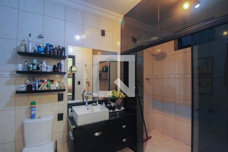 Casa à venda com 232m², 4 quartos e 2 vagas Casa à venda com 232m², 4 quartos e 2 vagasSuíte