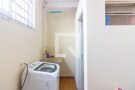 Casa à venda com 250m², 3 quartos e 5 vagasÁrea de Serviço