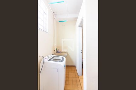 Casa à venda com 250m², 3 quartos e 5 vagasÁrea de Serviço