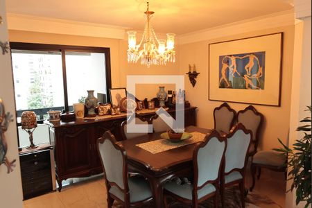 Apartamento à venda com 169m², 4 quartos e 3 vagasSala de jantar