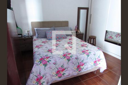 Casa à venda com 130m², 4 quartos e 2 vagasSuíte