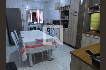Casa à venda com 130m², 4 quartos e 2 vagasCozinha