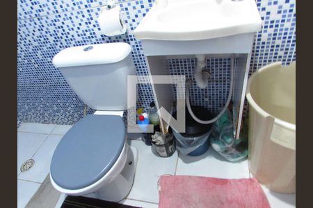 Casa à venda com 130m², 4 quartos e 2 vagasBanheiro da Suíte