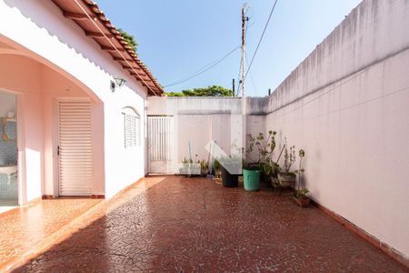 Casa para alugar com 236m², 3 quartos e 4 vagas Casa para alugar com 236m², 3 quartos e 4 vagasÁrea de Serviço