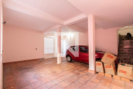Casa para alugar com 236m², 3 quartos e 4 vagas Casa para alugar com 236m², 3 quartos e 4 vagasGaragem