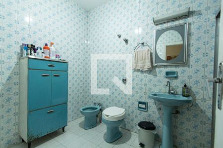 Casa para alugar com 236m², 3 quartos e 4 vagas Casa para alugar com 236m², 3 quartos e 4 vagasBanheiro Social