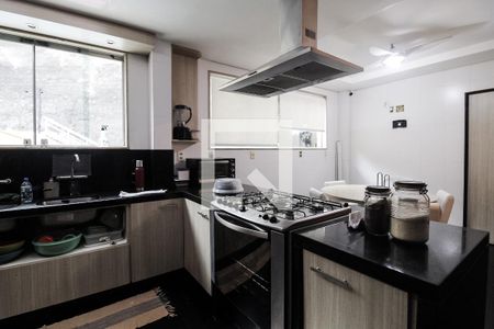 Casa de condomínio para alugar com 606m², 4 quartos e 2 vagas Casa de condomínio para alugar com 606m², 4 quartos e 2 vagasCozinha