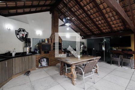 Casa de condomínio para alugar com 606m², 4 quartos e 2 vagas Casa de condomínio para alugar com 606m², 4 quartos e 2 vagasÁrea gourmet