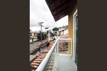 Casa de condomínio para alugar com 606m², 4 quartos e 2 vagas Casa de condomínio para alugar com 606m², 4 quartos e 2 vagasSuíte 4 - varanda